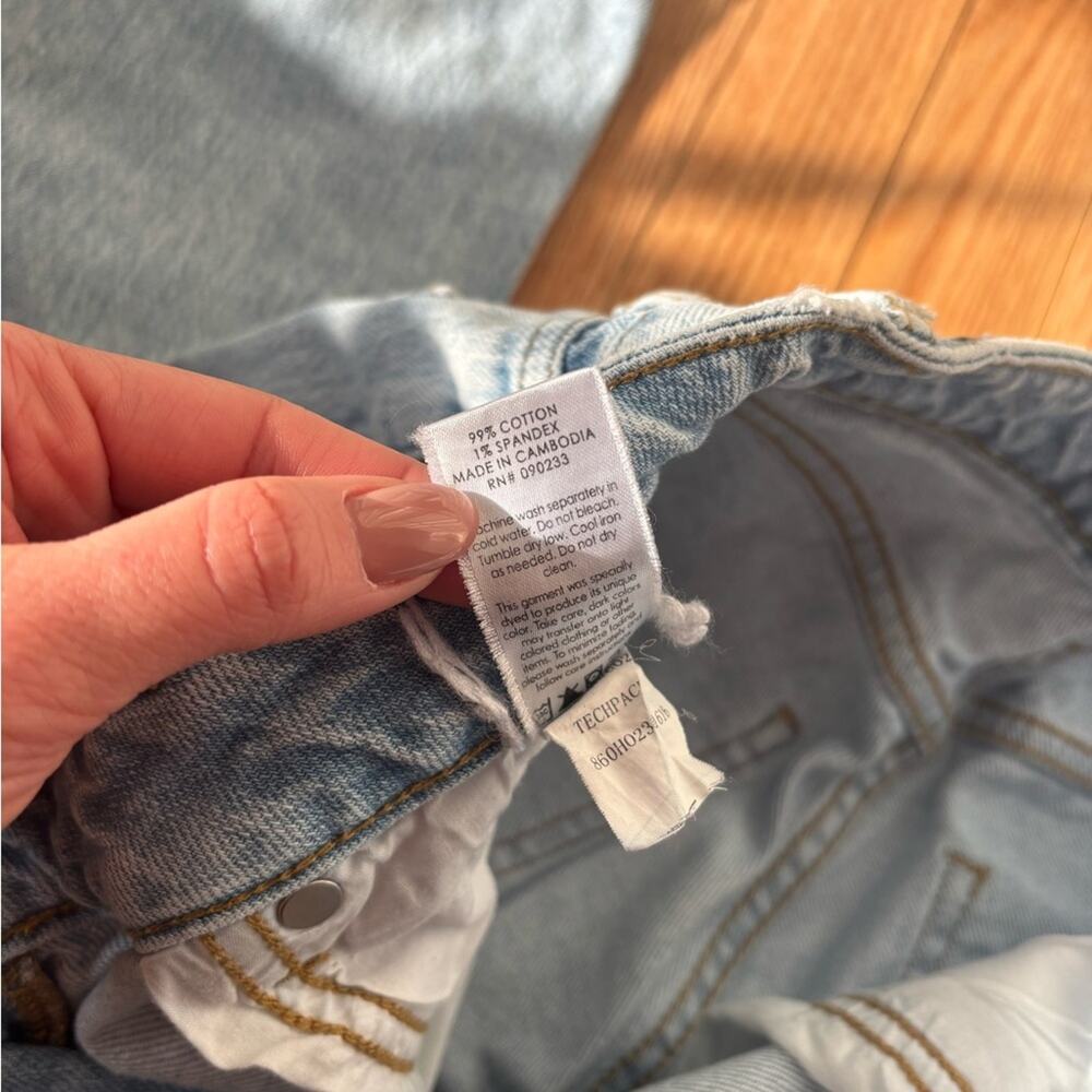 PacSun Women's Light Blue Straight Leg Jeans - Picture 4 of 6